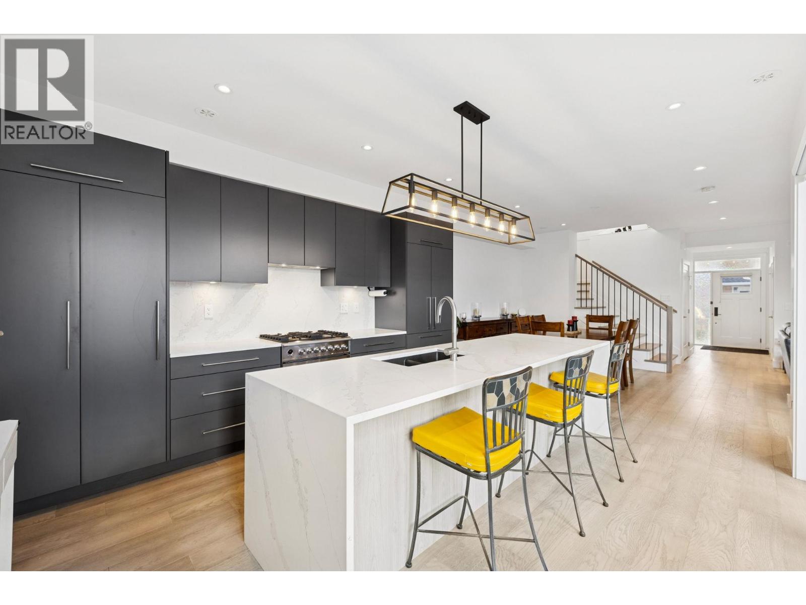 387 RIDGE STREET, Tsawwassen