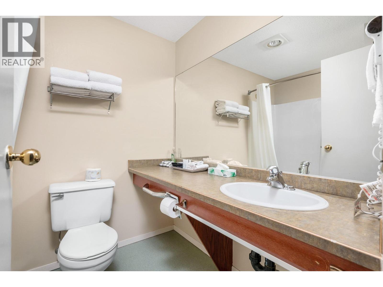#433/434 152 Silver Lode Lane - 17