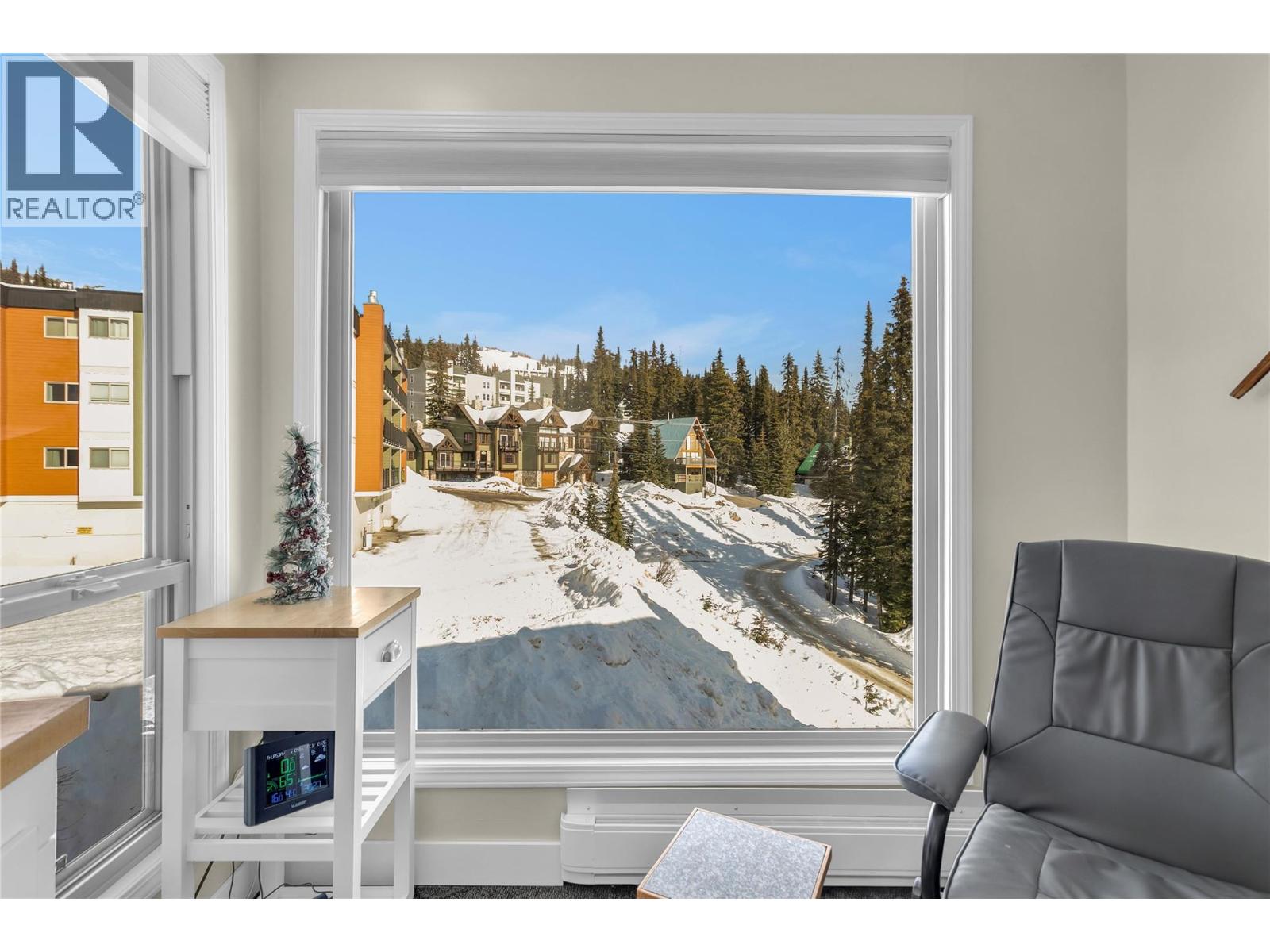#328 5375 Big White Road - 14