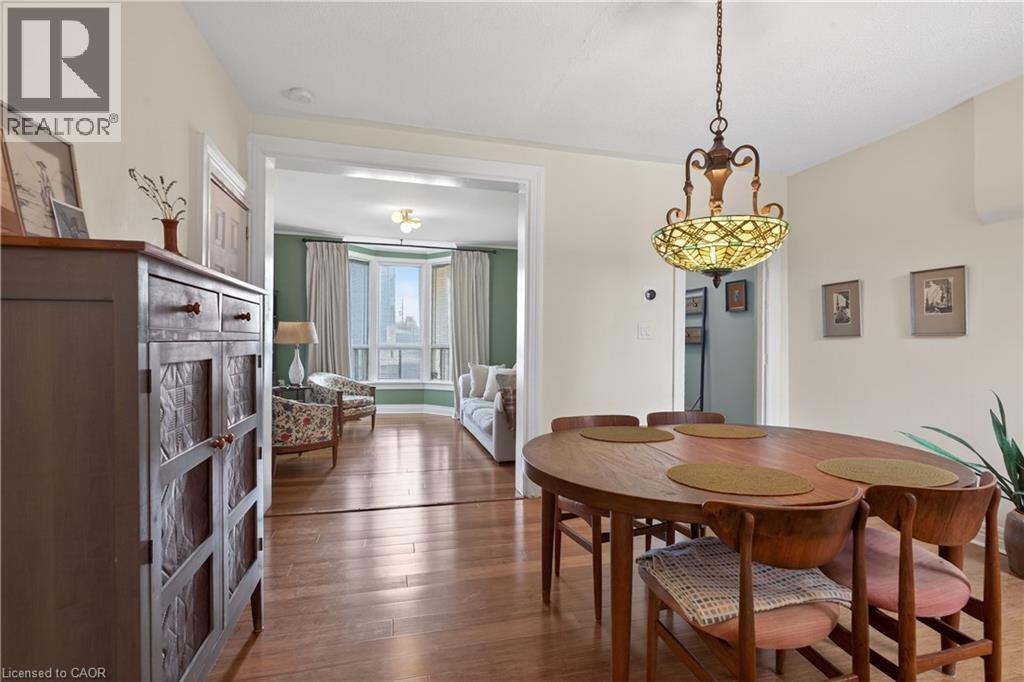 33 OXFORD Street - Photo 4 of 37, Hamilton, Ontario