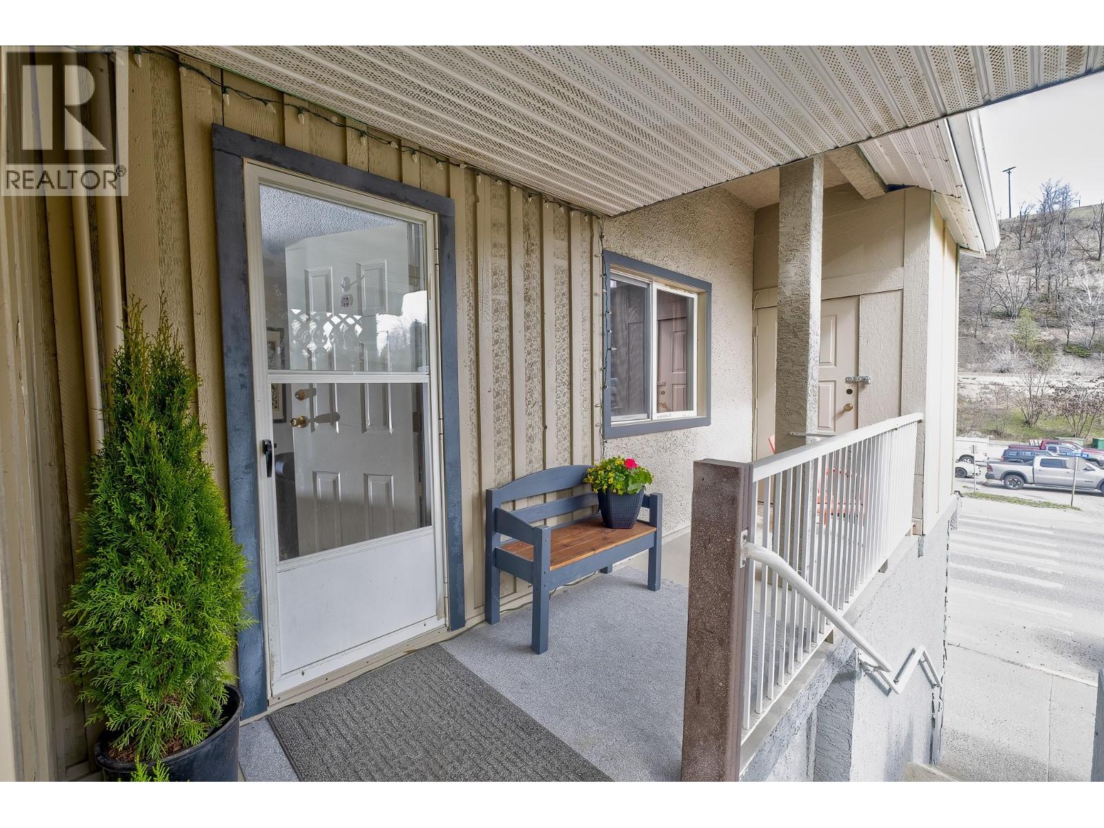 792 Rossland Avenue, Trail