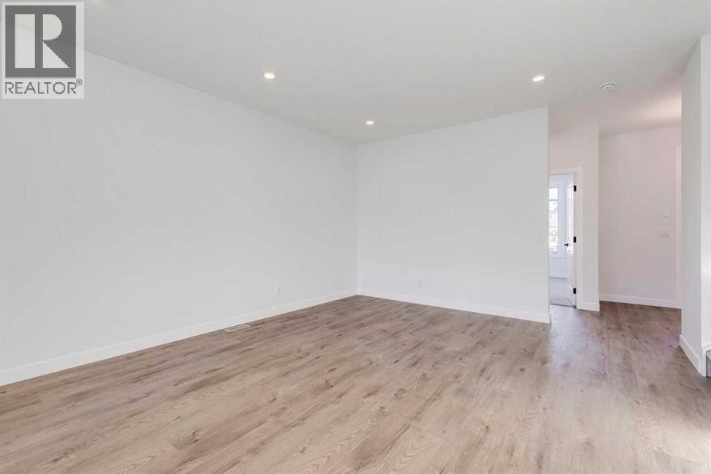 Single Family House for Sale in  Savanna Place NE Saddle Ridge Calgary 