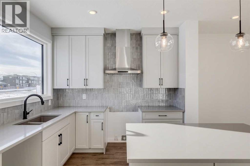 Single Family House for Sale in  Savanna Place NE Saddle Ridge Calgary 