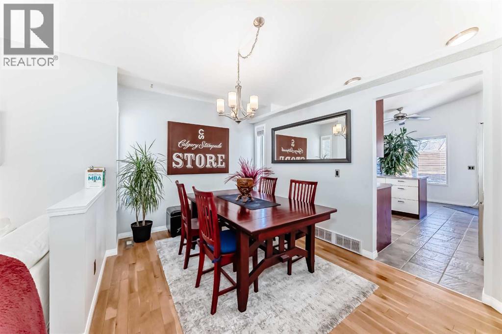 Single Family House 4 Level for Sale in  Shawbrooke Crescent SW Shawnessy Calgary 