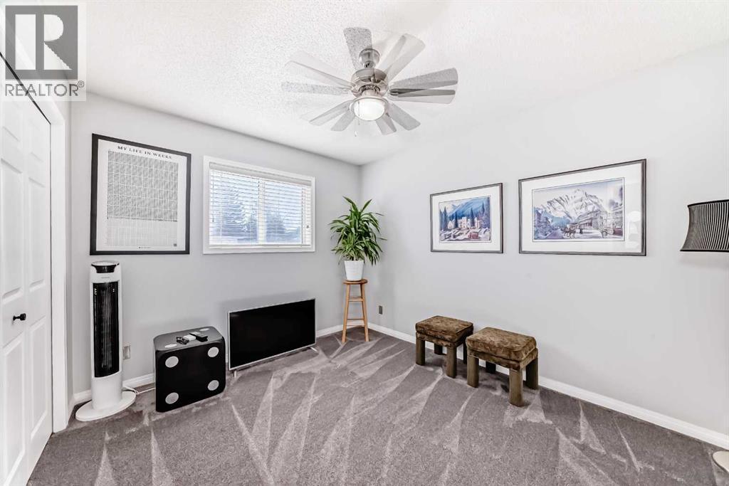 Single Family House 4 Level for Sale in  Shawbrooke Crescent SW Shawnessy Calgary 