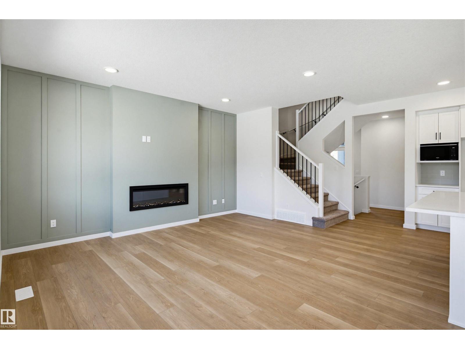 147 ROYAL ST, St. Albert