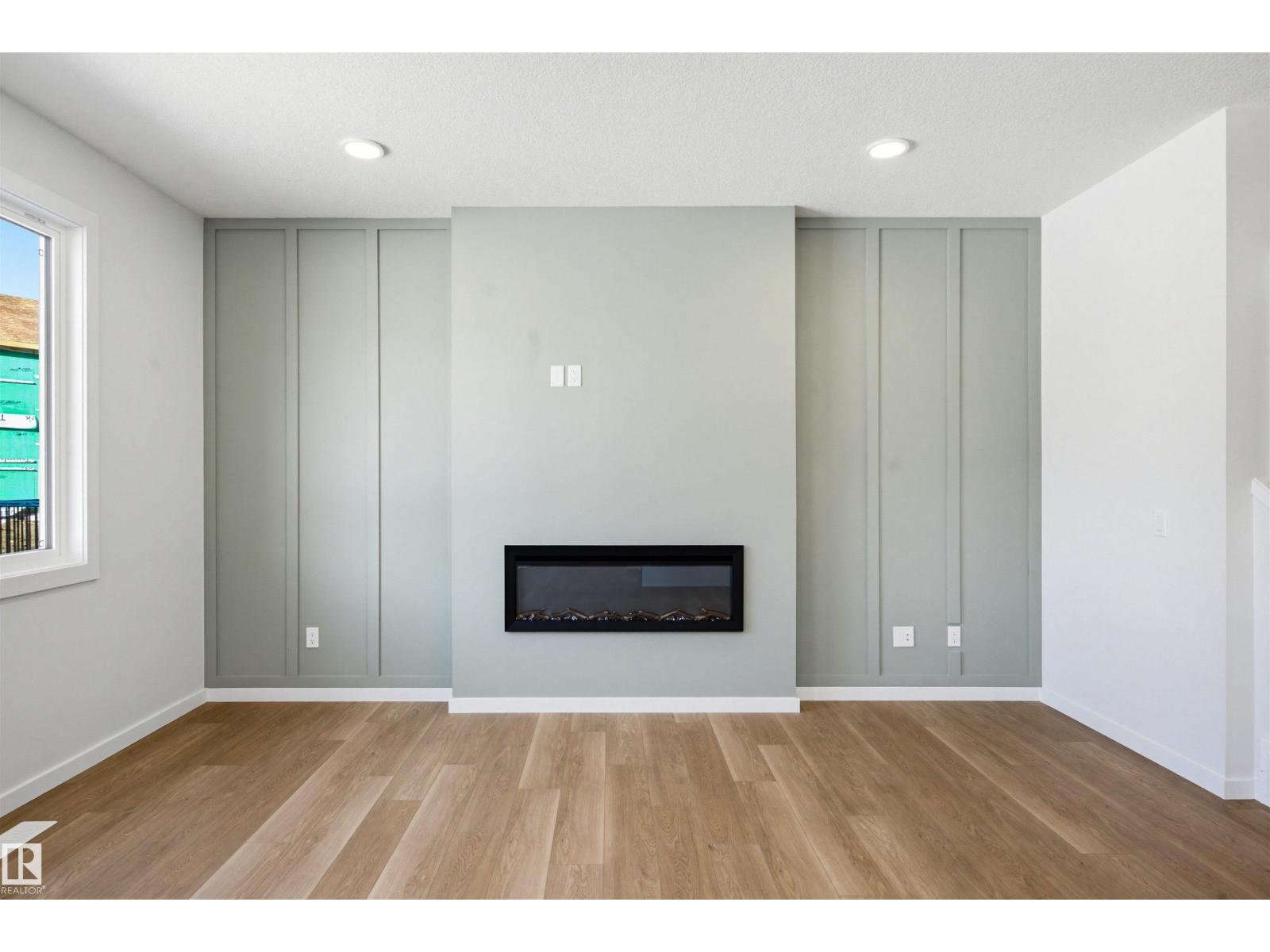 147 ROYAL ST, St. Albert