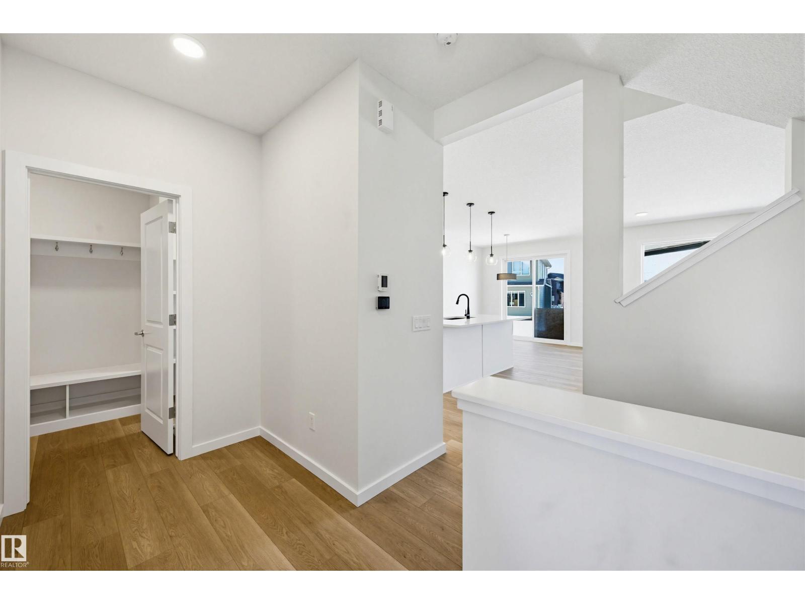 147 ROYAL ST, St. Albert