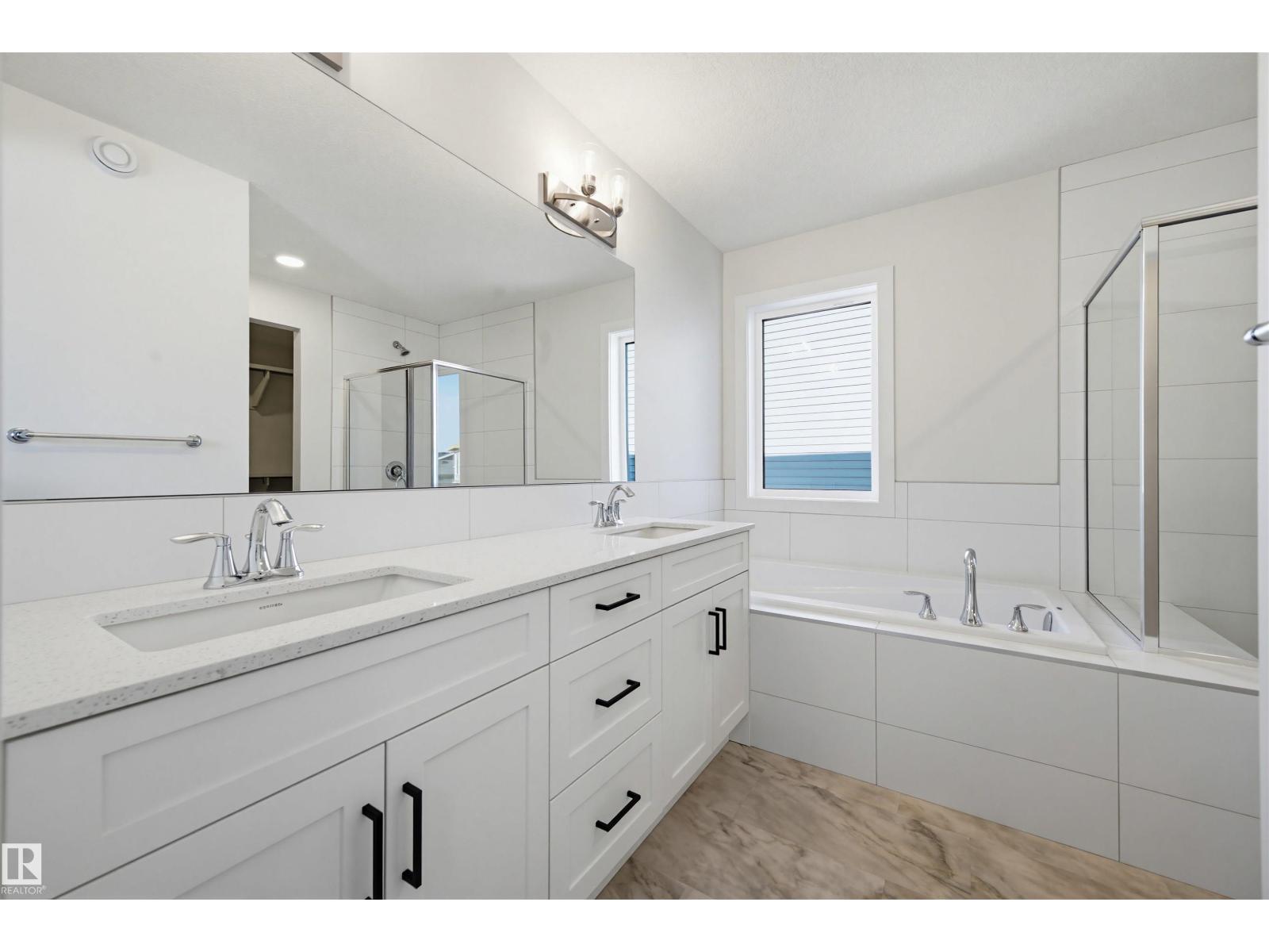 147 ROYAL ST, St. Albert