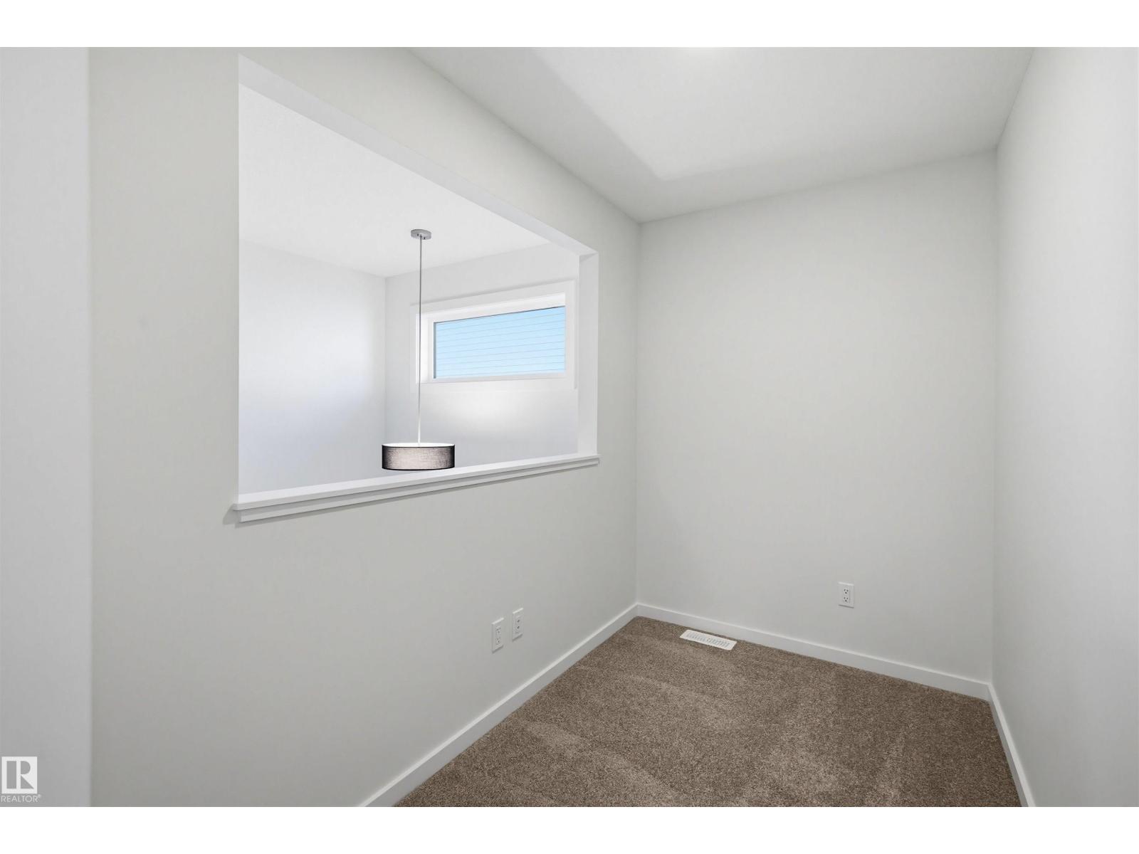 147 ROYAL ST, St. Albert