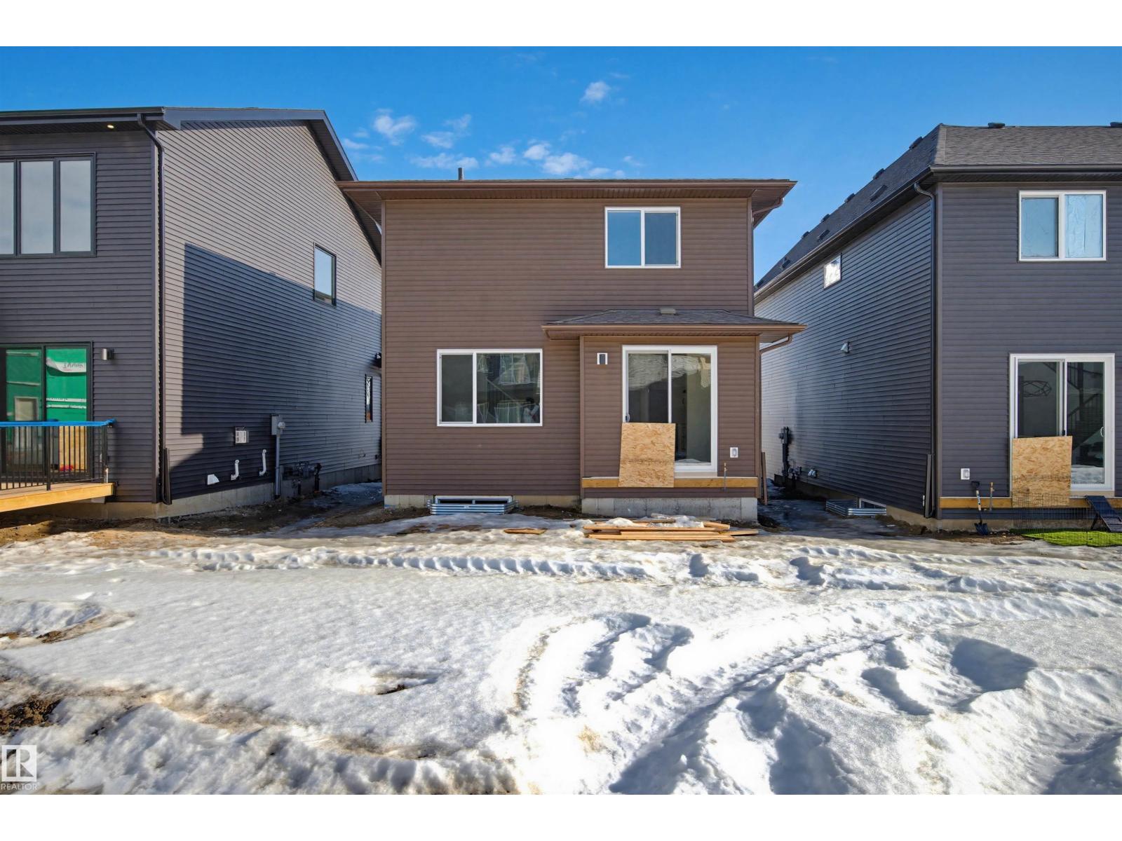 147 ROYAL ST, St. Albert