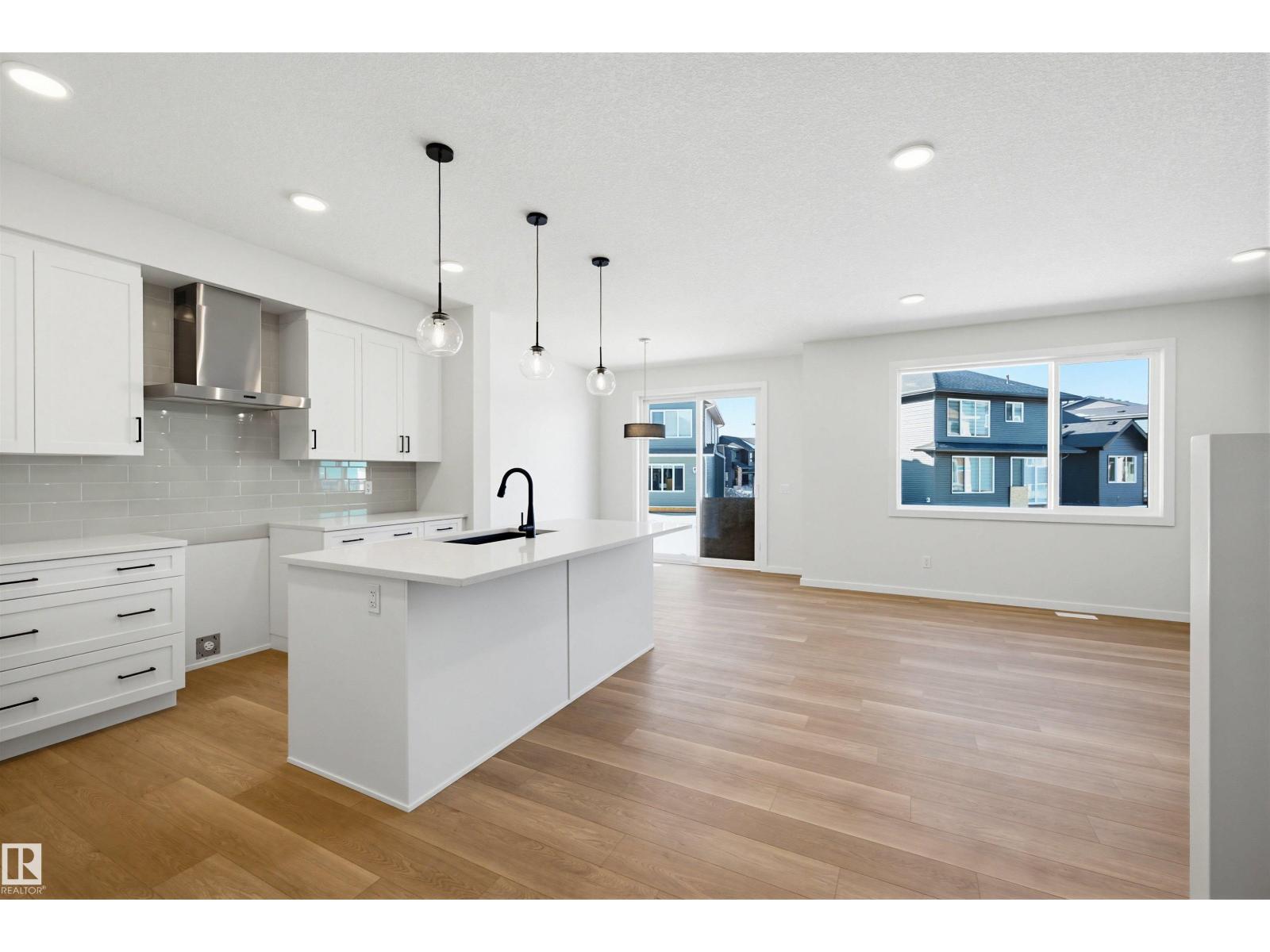 147 ROYAL ST, St. Albert