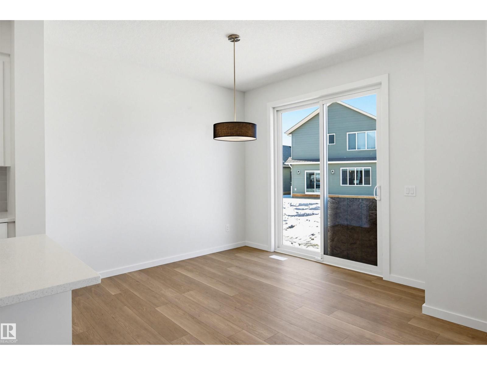 147 ROYAL ST, St. Albert