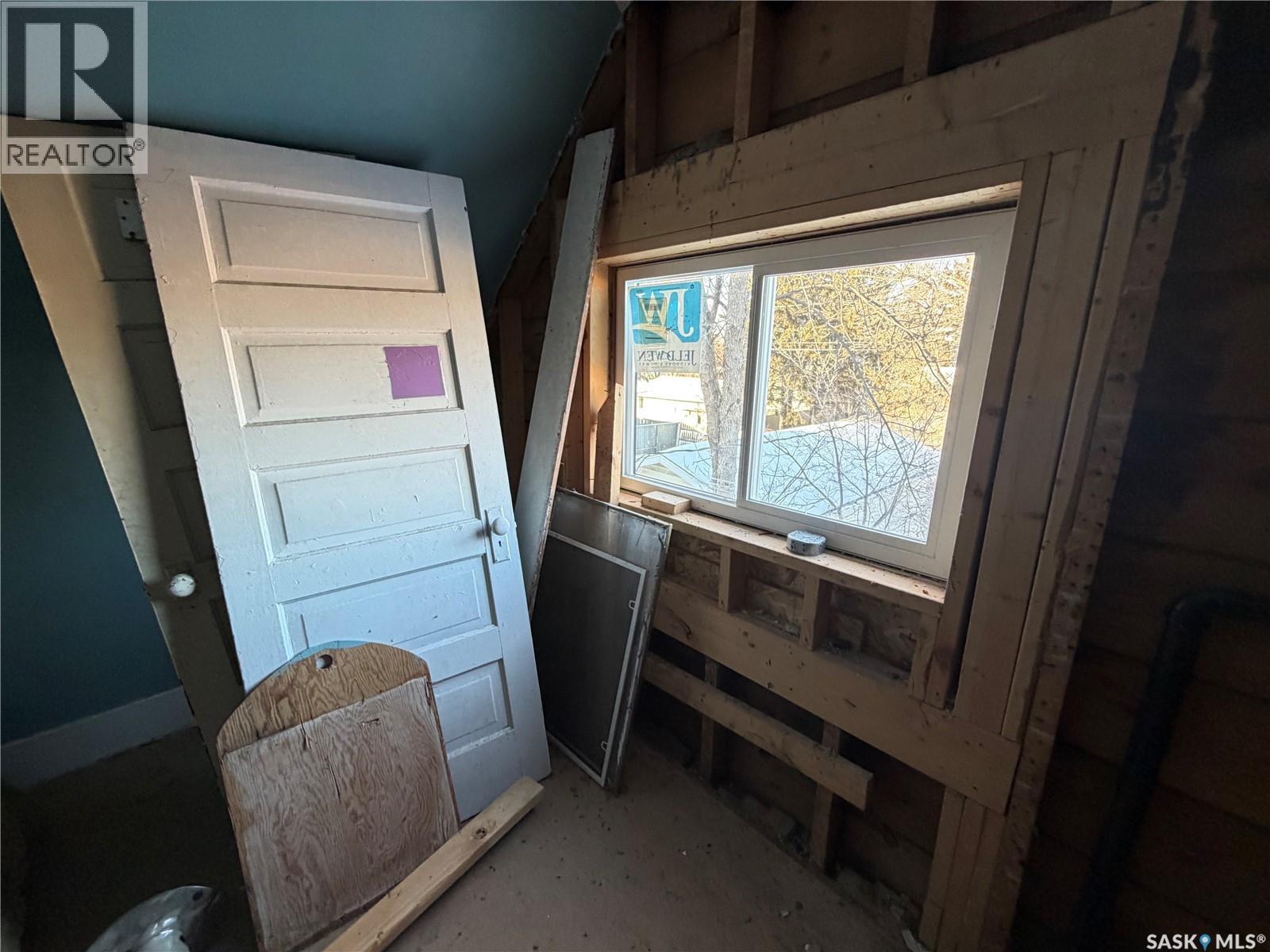 1621 99th STREET - Photo 5 of 19, North Battleford, Saskatchewan