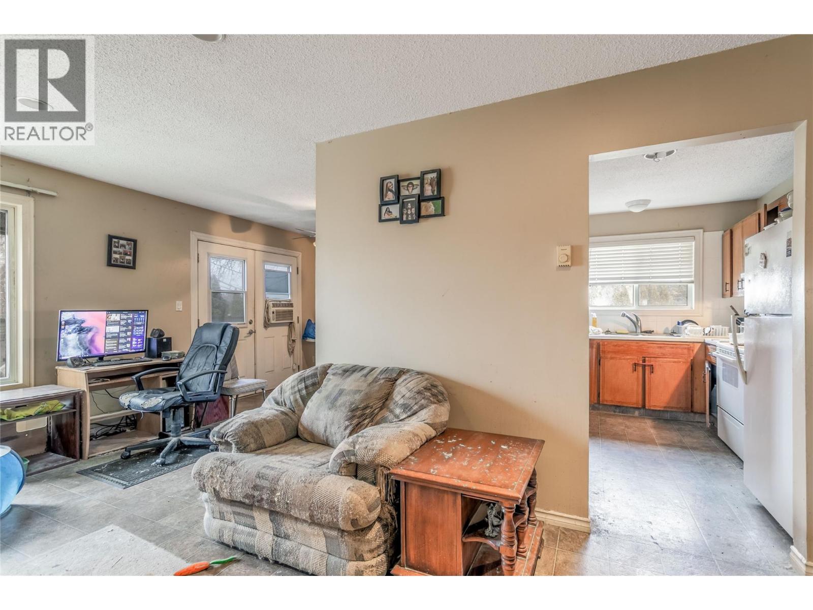 1105 Cactus Road, Kelowna