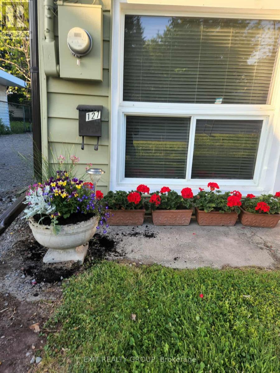 127 LEOPOLD STREET - Photo 4 of 38, Quinte West (Trenton Ward), Ontario