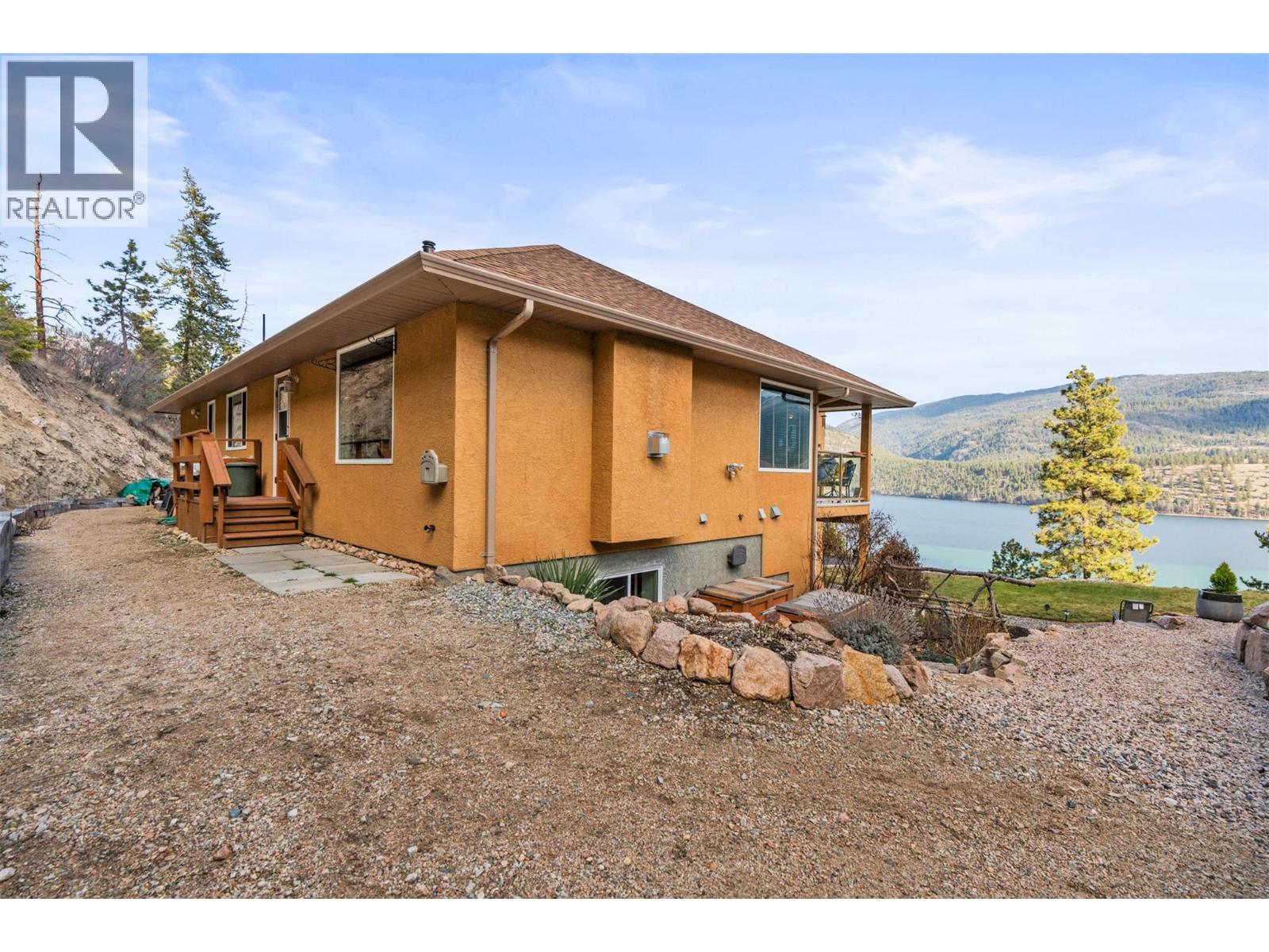 16864 Gatzke Road, Lake Country