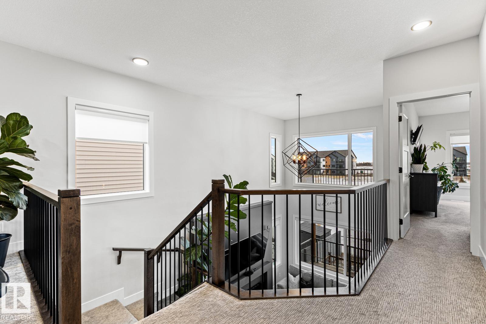 5 STARLING, Fort Saskatchewan