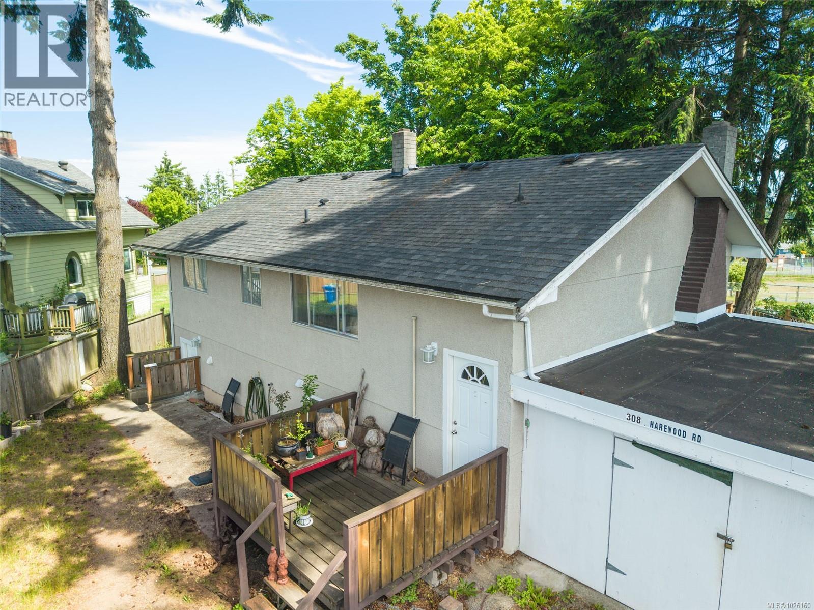 308 HAREWOOD RD - 18