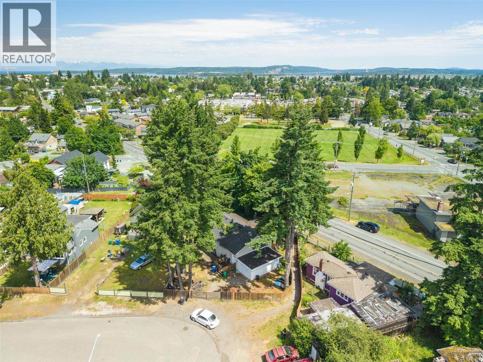 308 HAREWOOD RD - 22