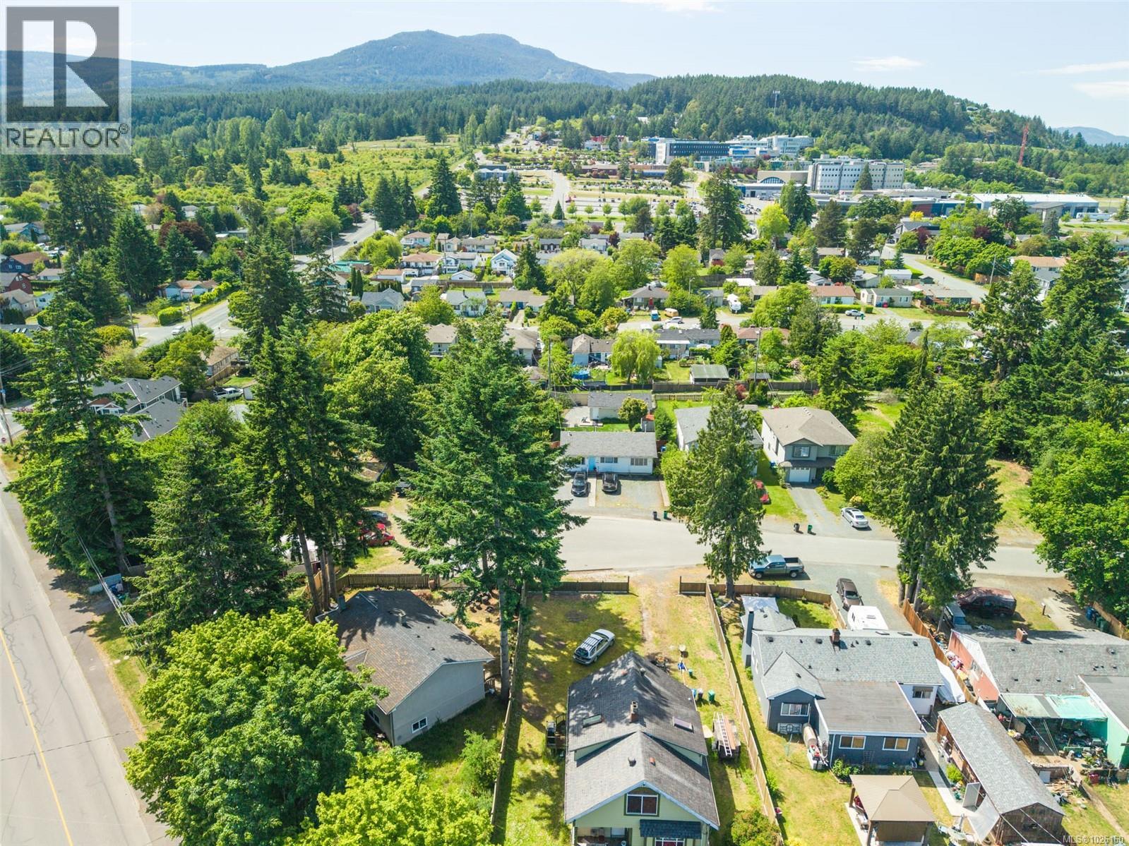 308 HAREWOOD RD - 23