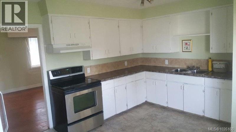 308 Harewood Rd - 3