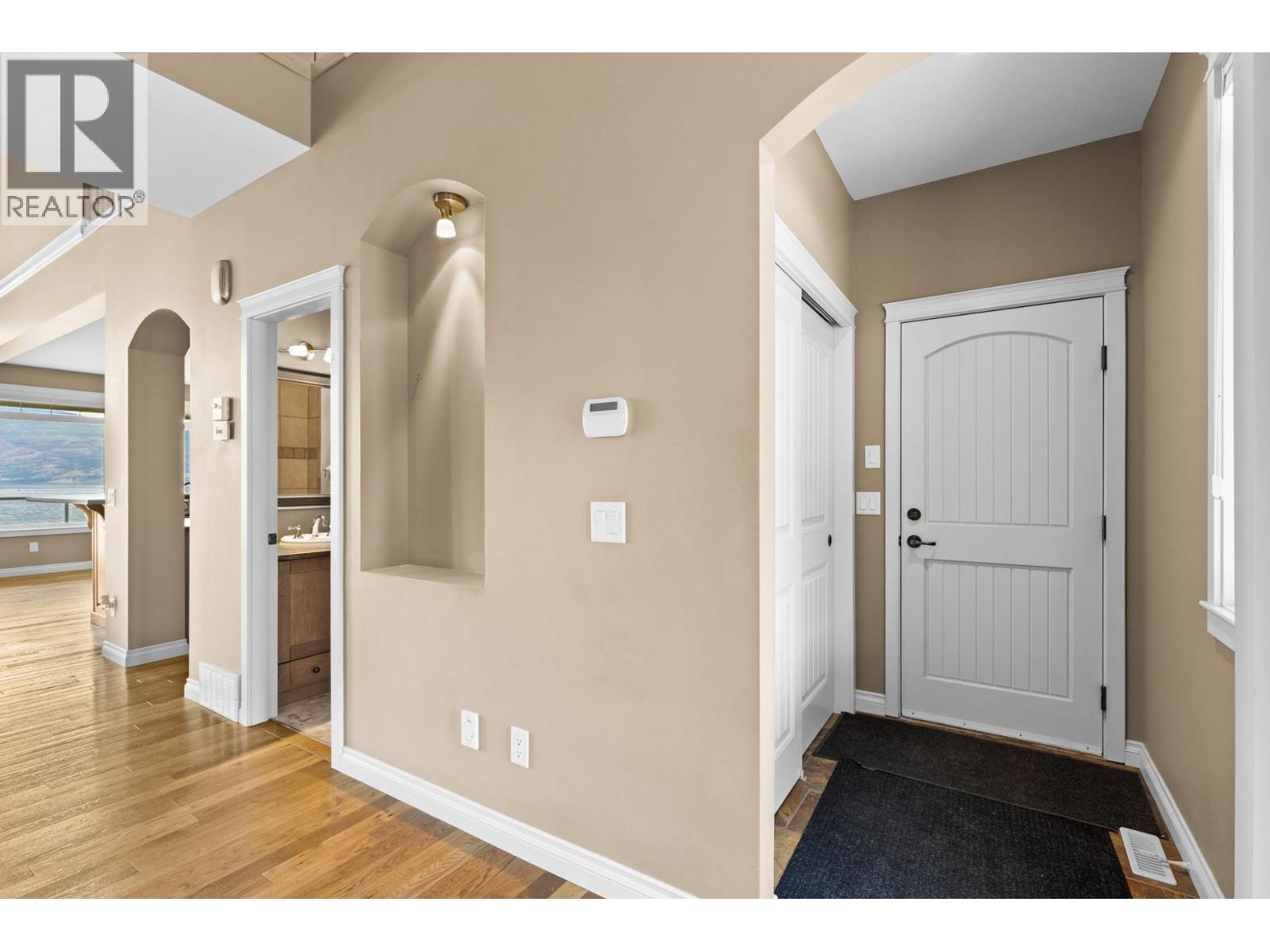  3869 Angus Drive, West Kelowna