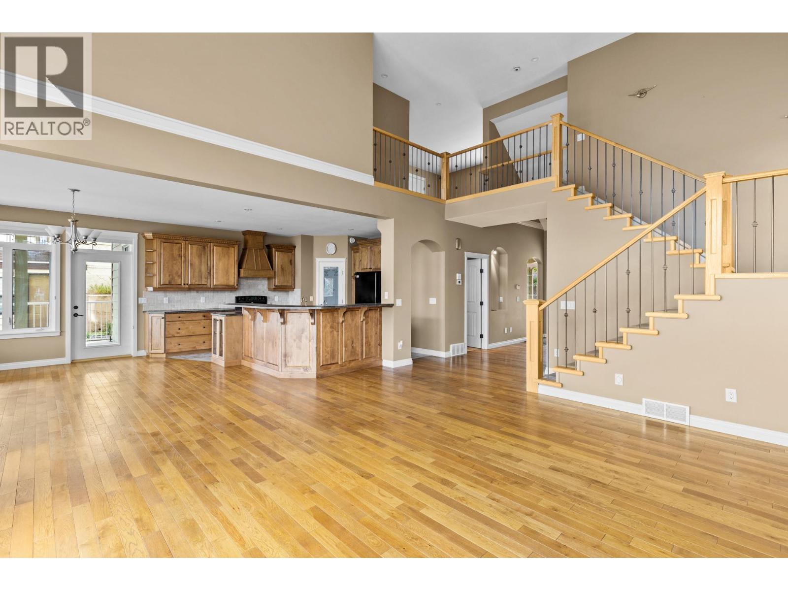  3869 Angus Drive, West Kelowna