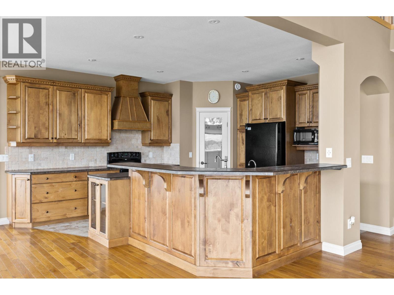  3869 Angus Drive, West Kelowna