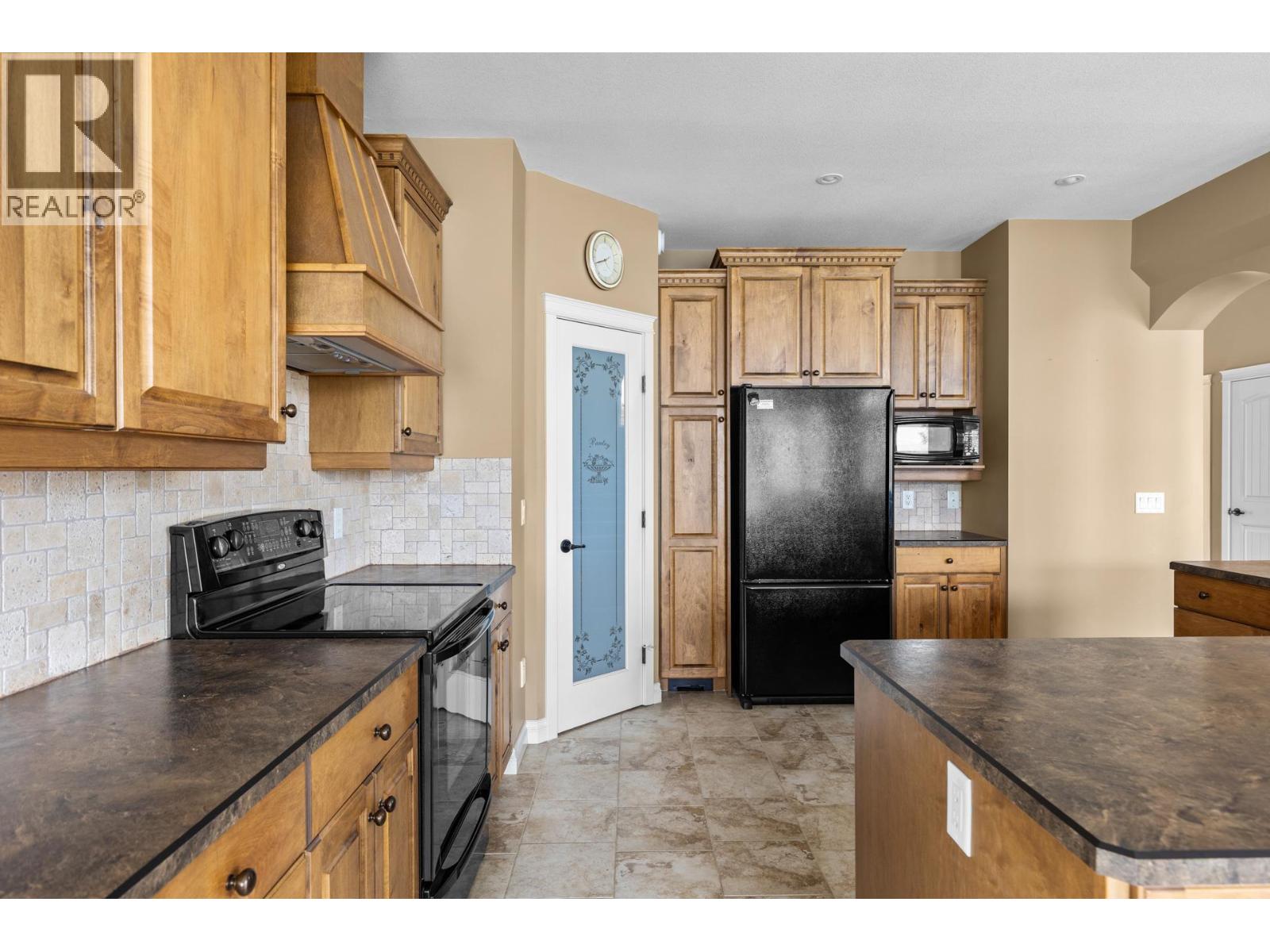  3869 Angus Drive, West Kelowna