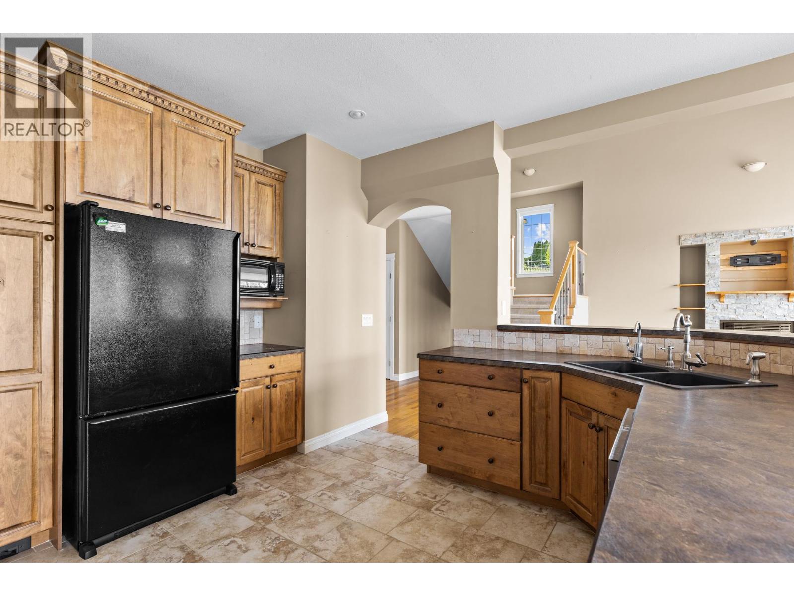  3869 Angus Drive, West Kelowna