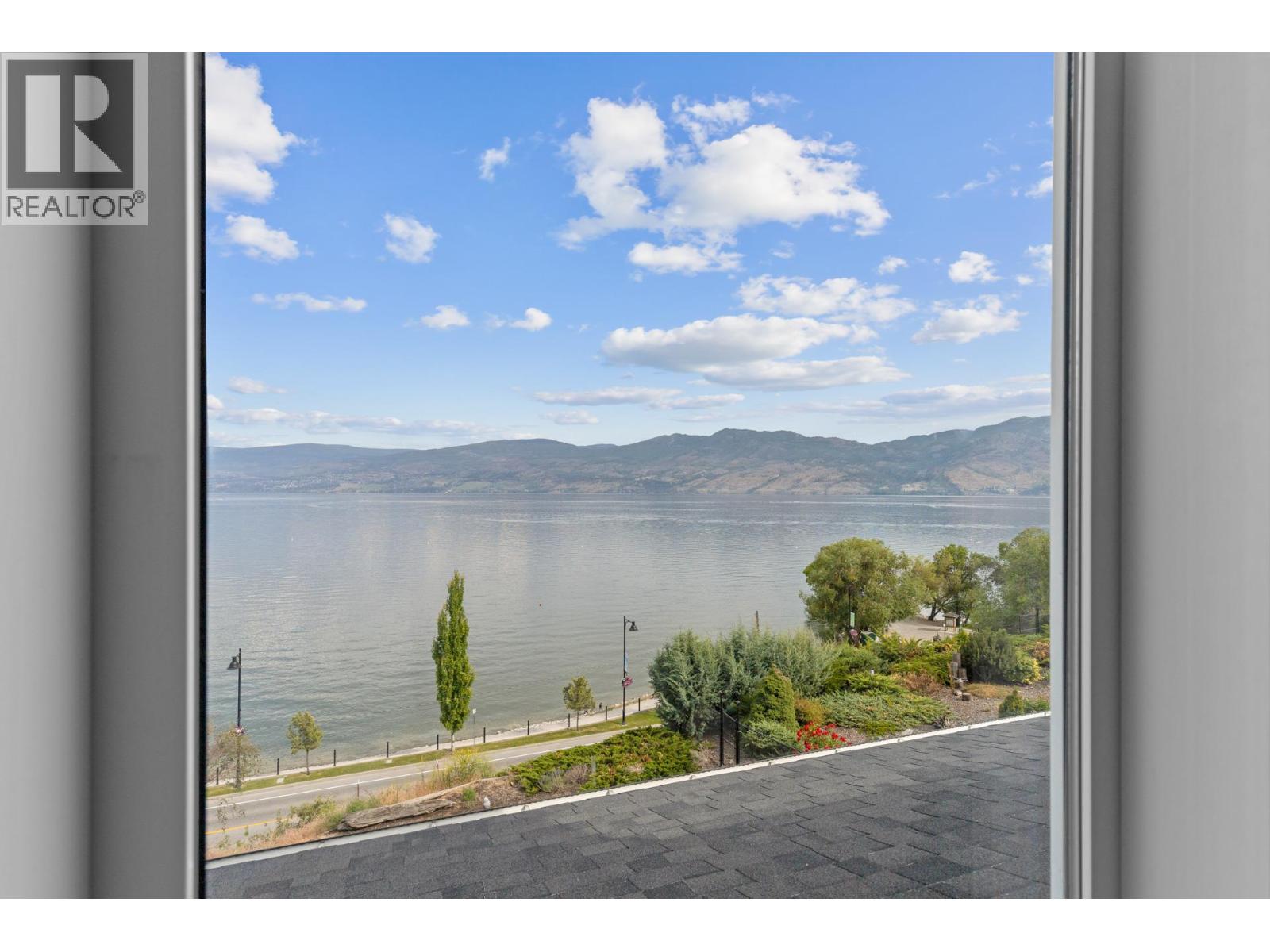  3869 Angus Drive, West Kelowna