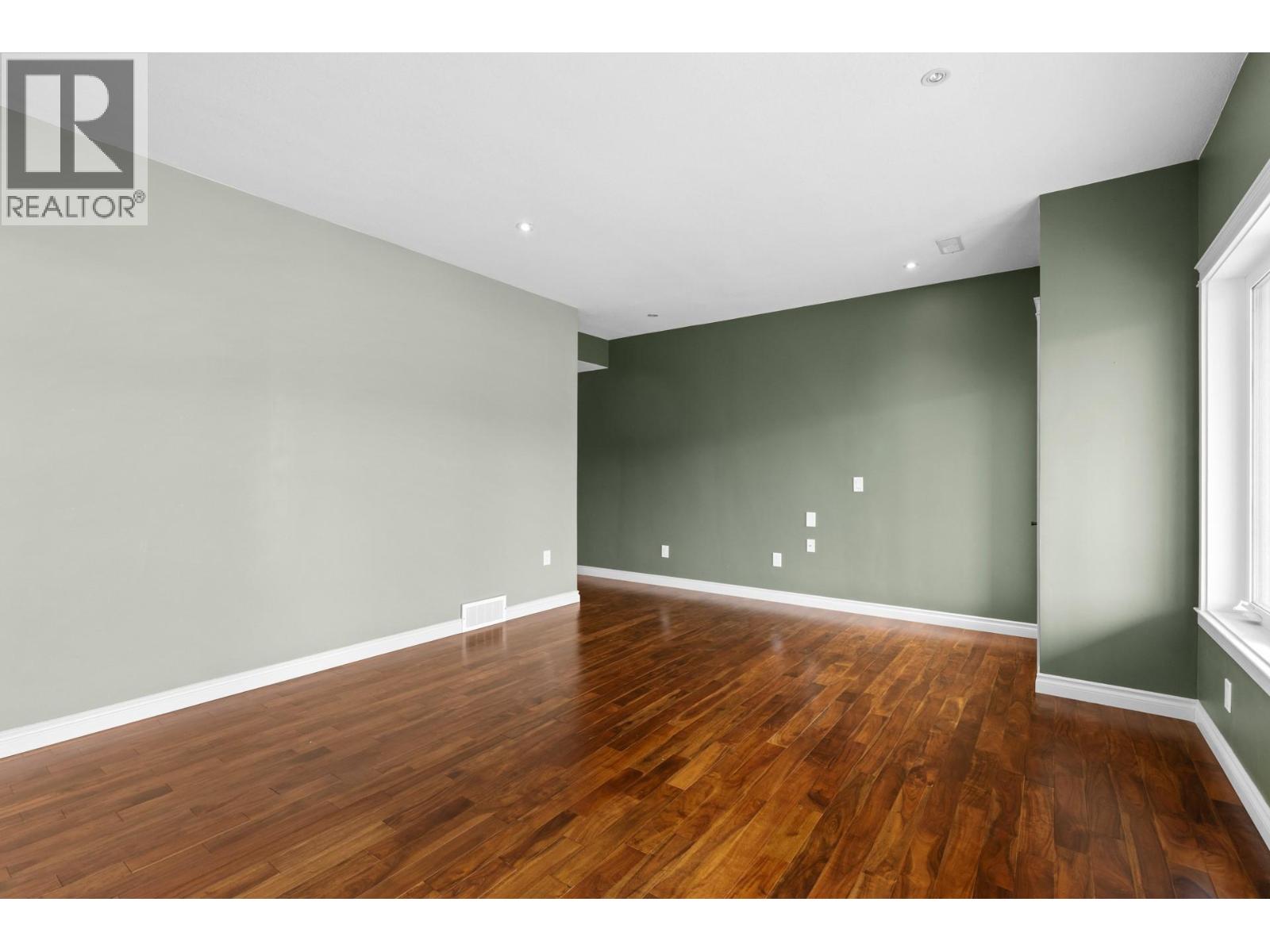  3869 Angus Drive, West Kelowna