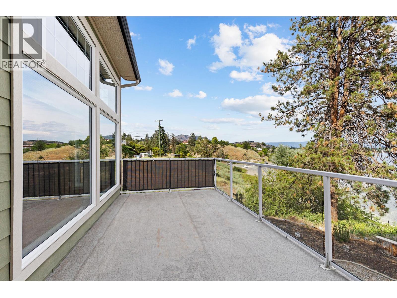  3869 Angus Drive, West Kelowna