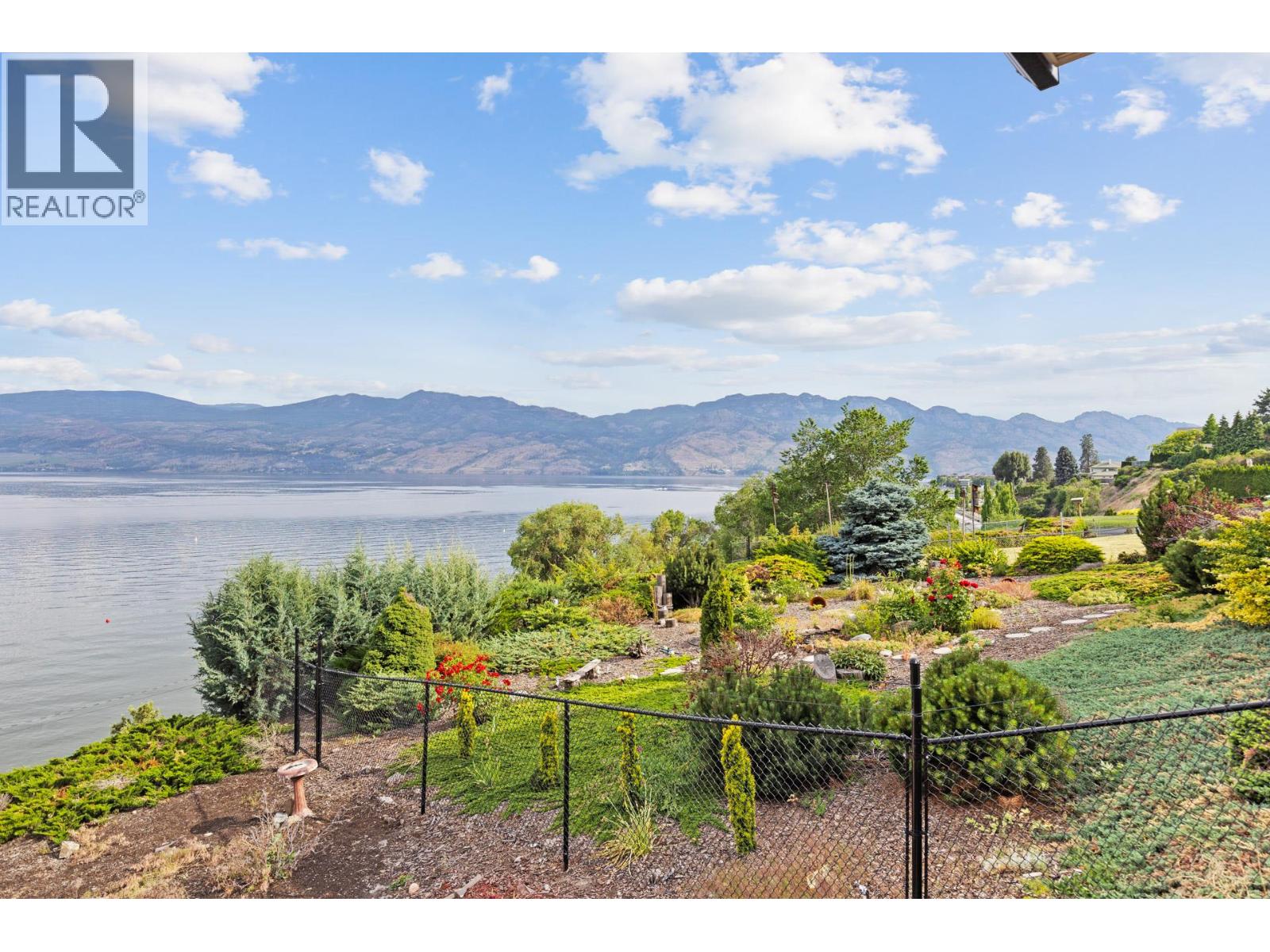  3869 Angus Drive, West Kelowna