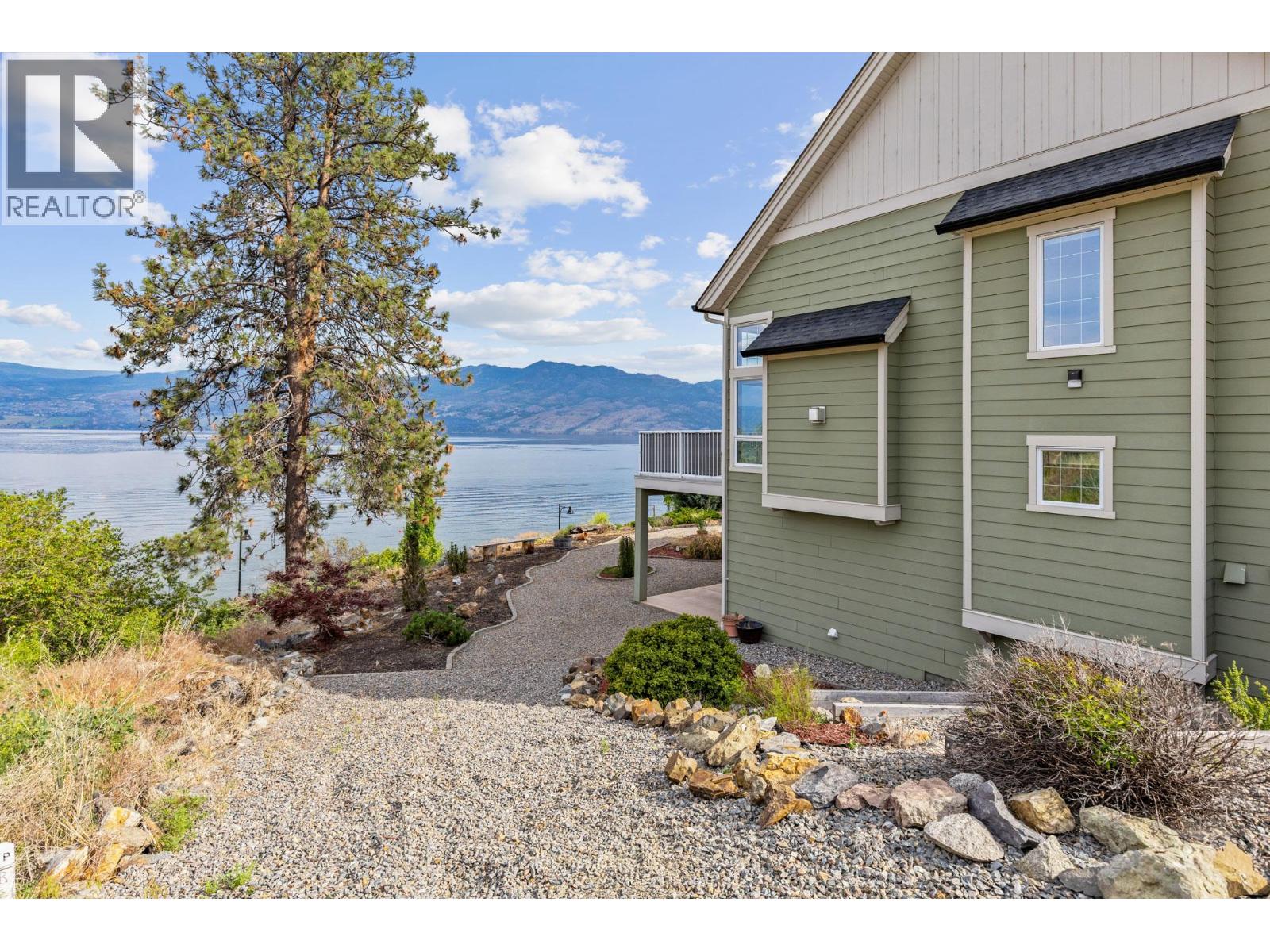  3869 Angus Drive, West Kelowna