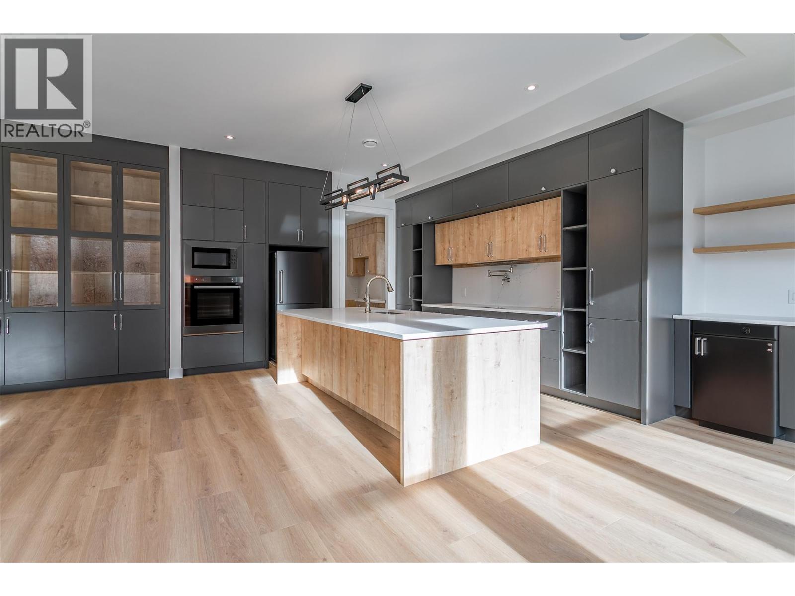 1008 Bull Crescent, Kelowna