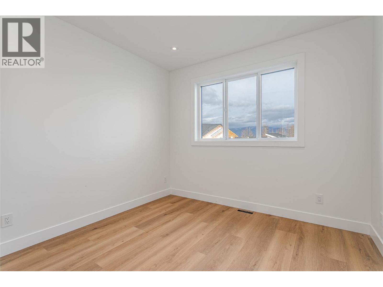 1008 Bull Crescent, Kelowna