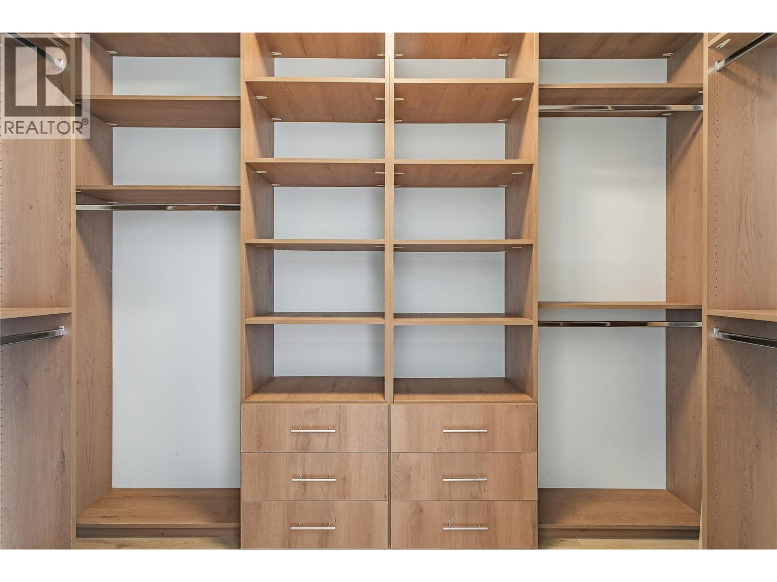 1008 Bull Crescent, Kelowna