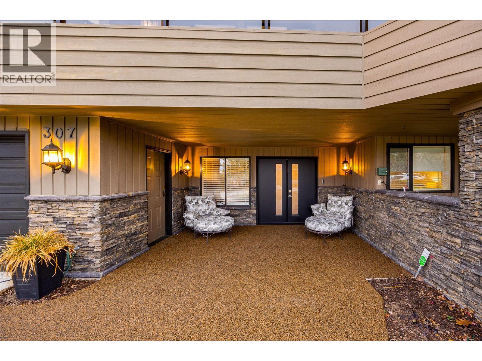 307 Stellar Drive, Kelowna