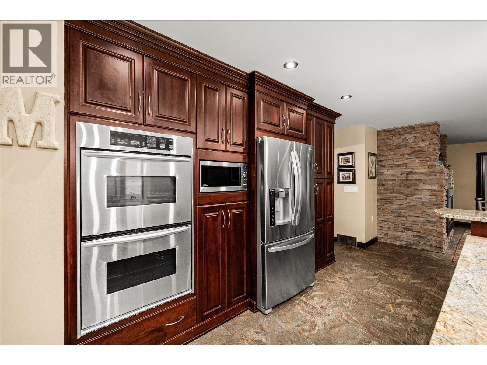 307 Stellar Drive, Kelowna