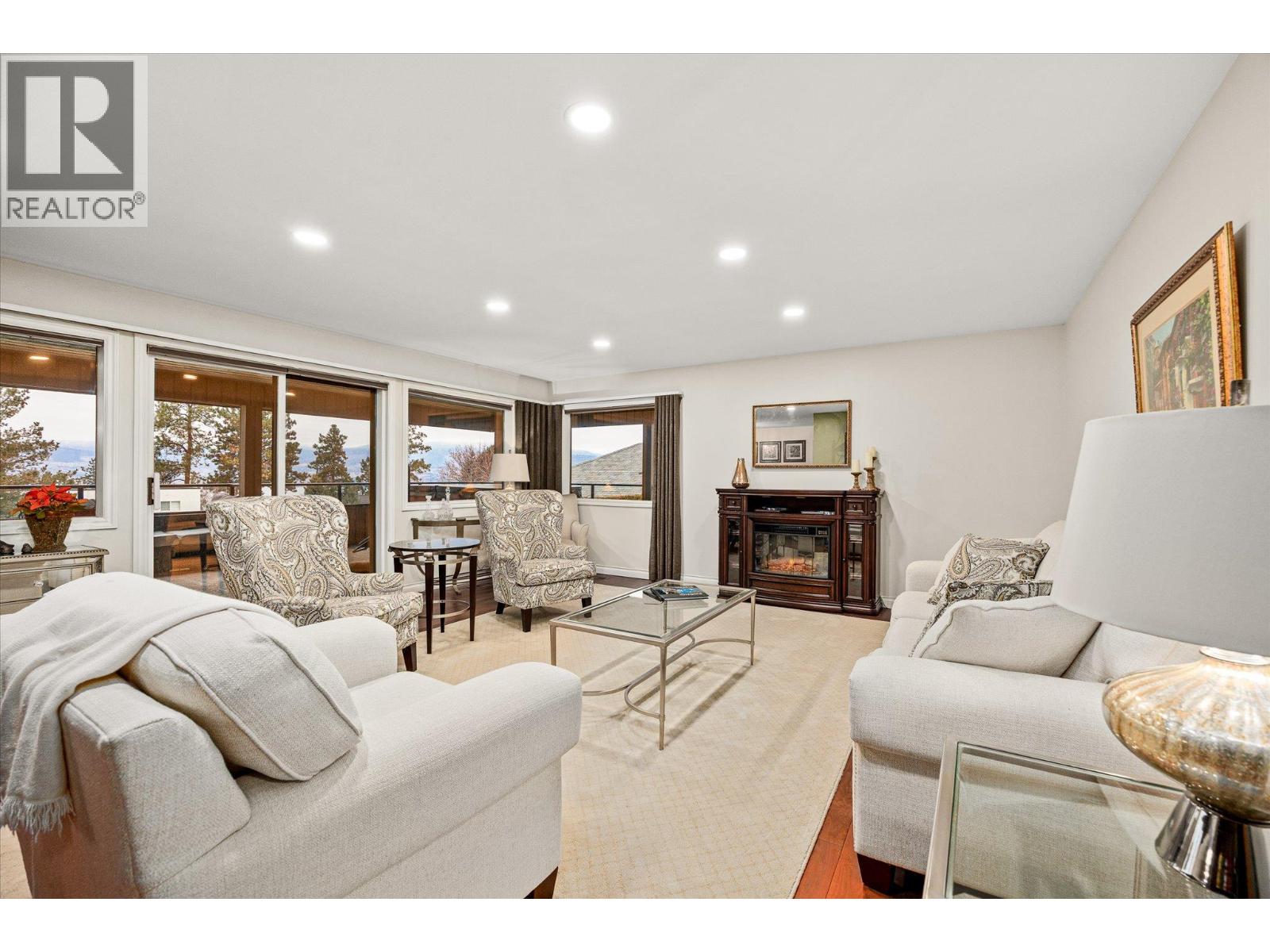 307 Stellar Drive, Kelowna