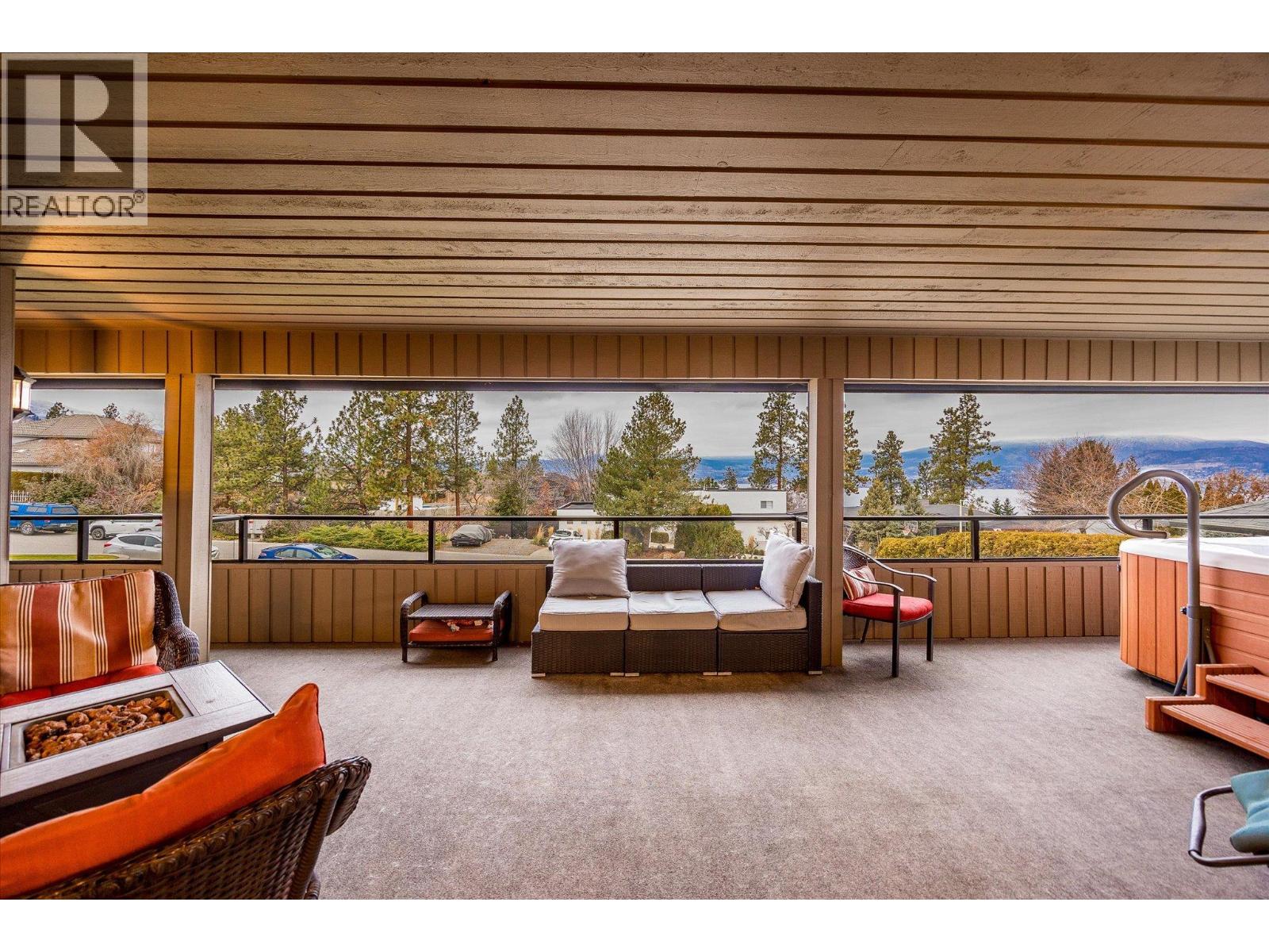 307 Stellar Drive, Kelowna