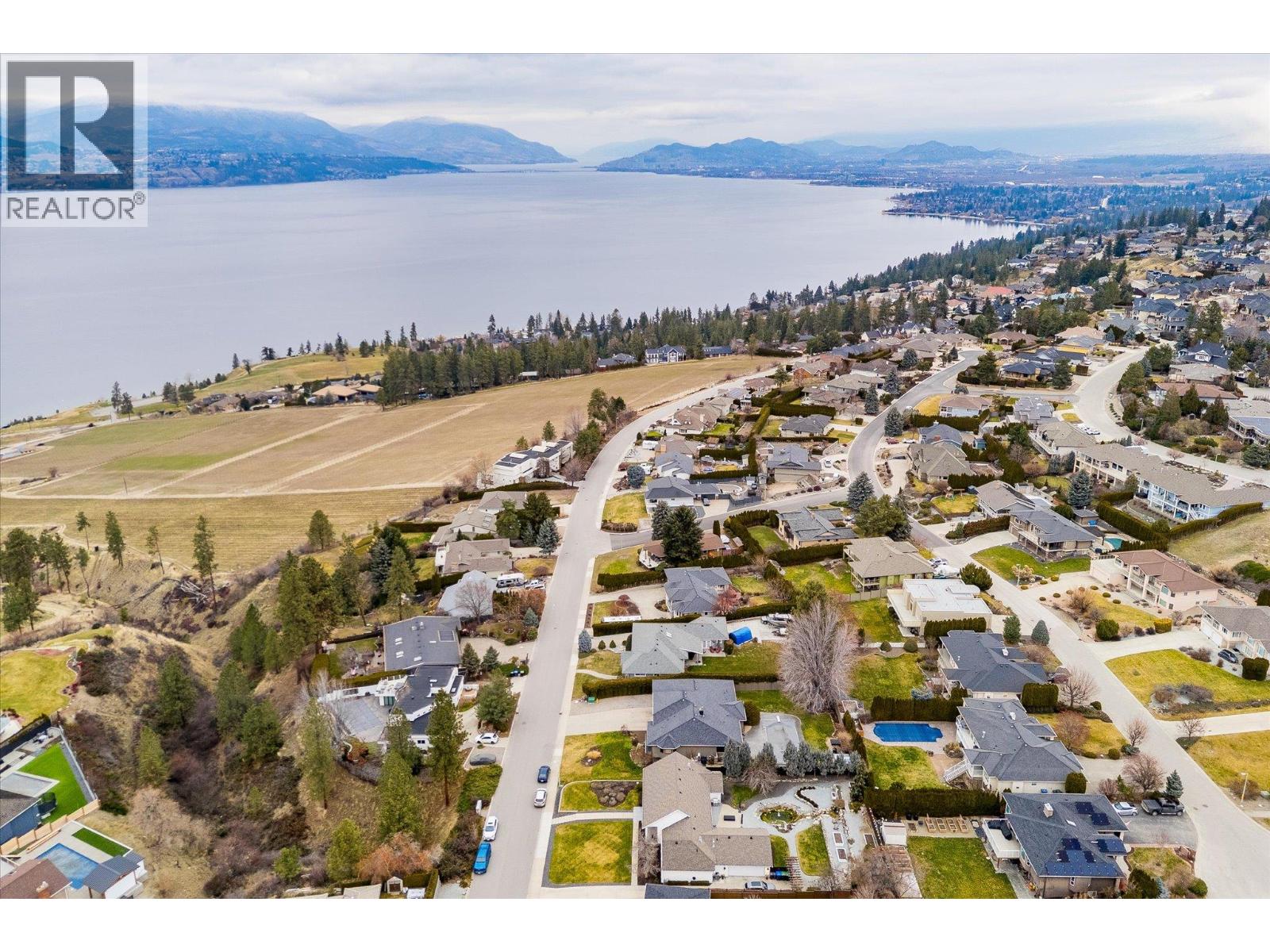 307 Stellar Drive, Kelowna