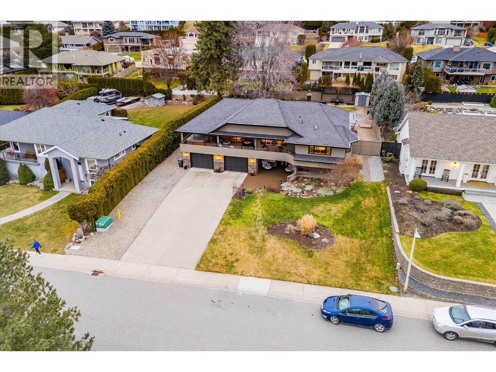 307 Stellar Drive, Kelowna