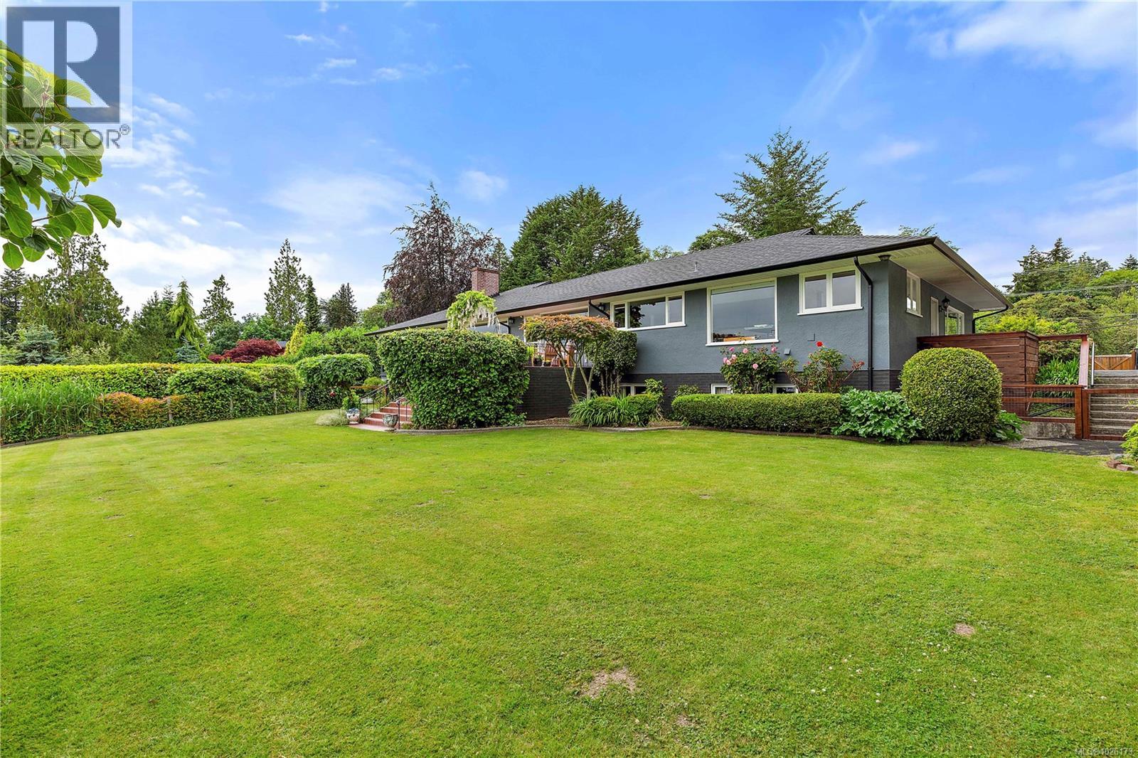  5957 Sooke Road, Sooke