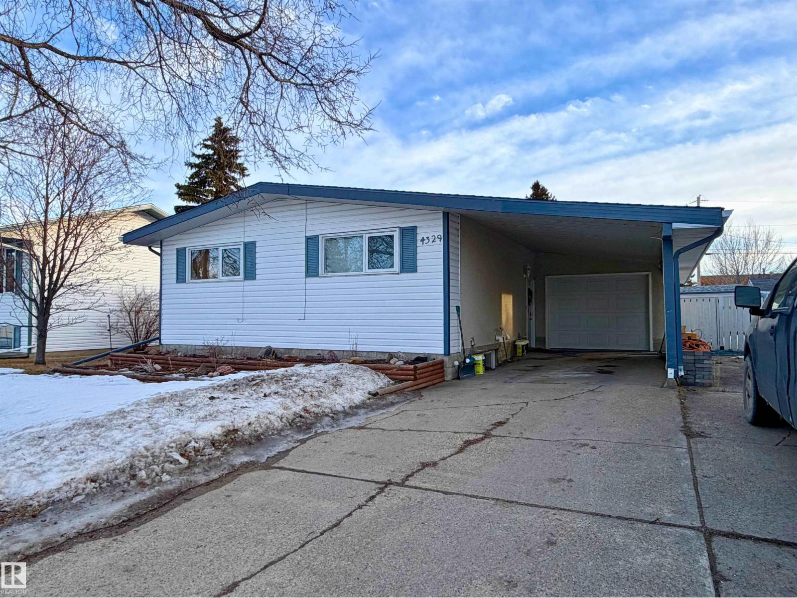 4329 45 AV - Photo 2 of 46, Drayton Valley, Alberta