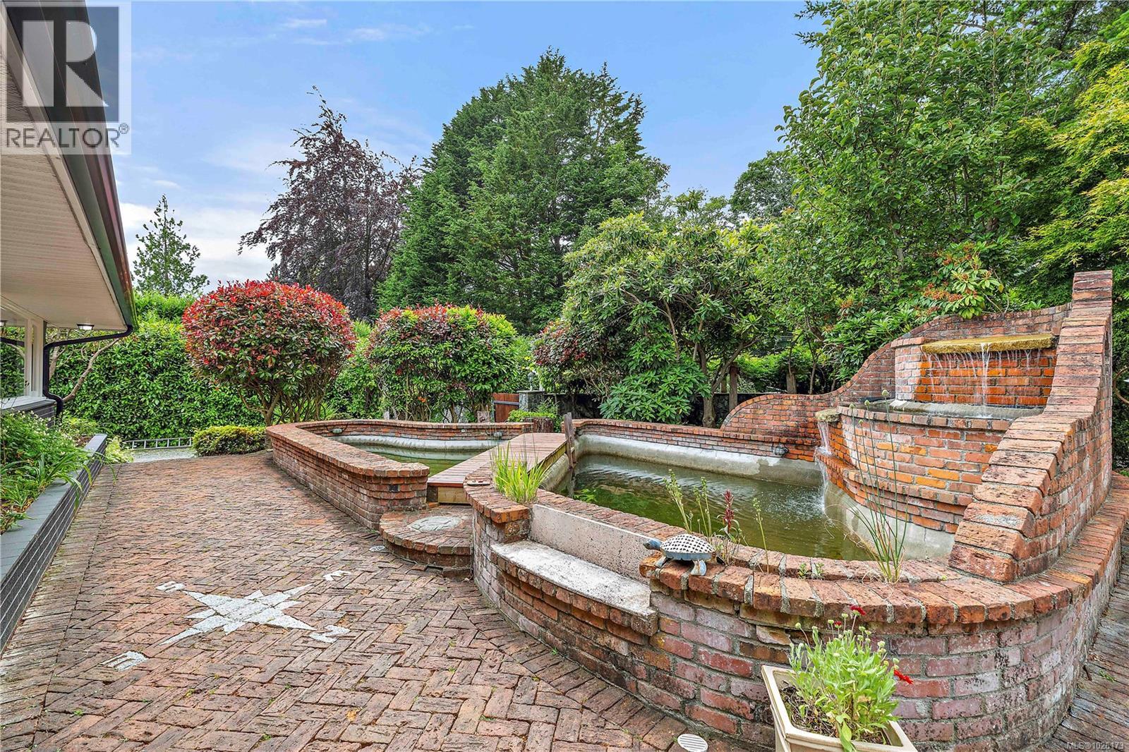  5957 Sooke Road, Sooke