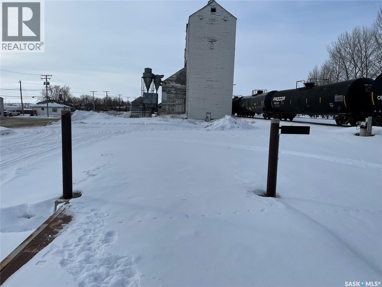 400 Railway AVENUE E — photo 10