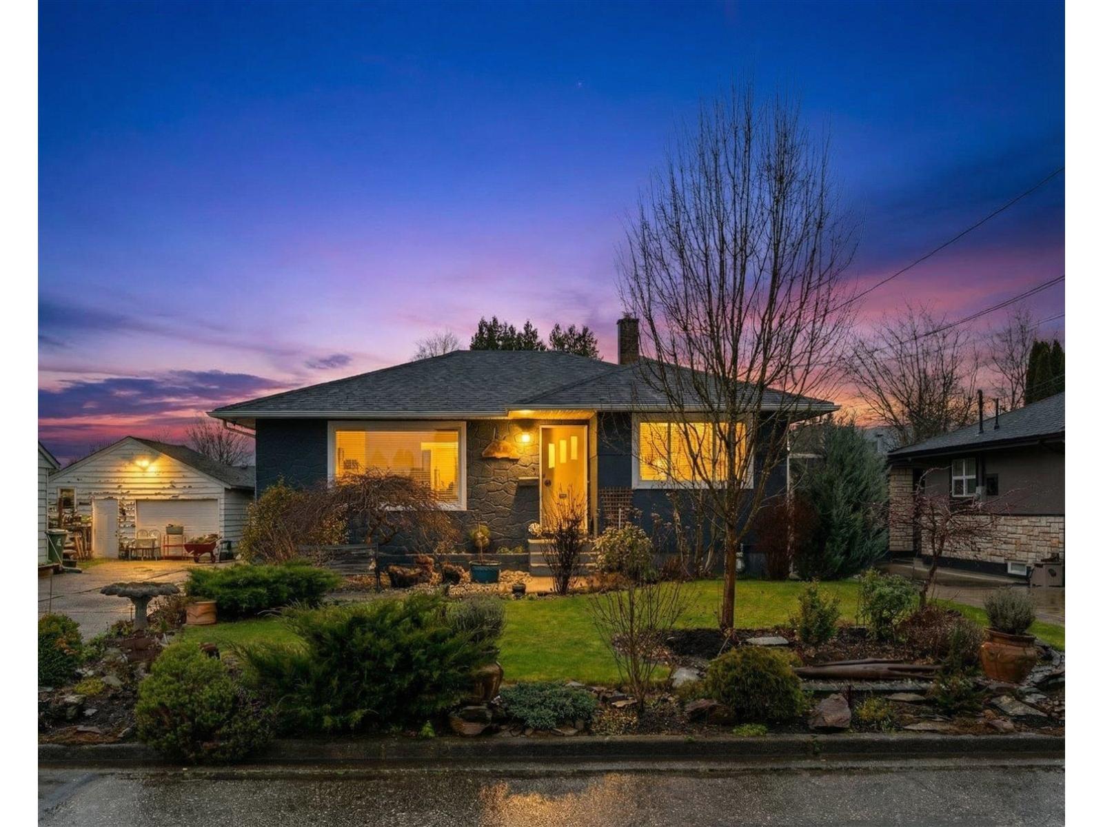 9759 GEORGE STREET, Chilliwack Proper West - Photo 2 of 38, Chilliwack, British Columbia